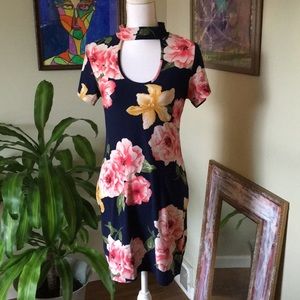 Cleo apparel floral body-con midi dress